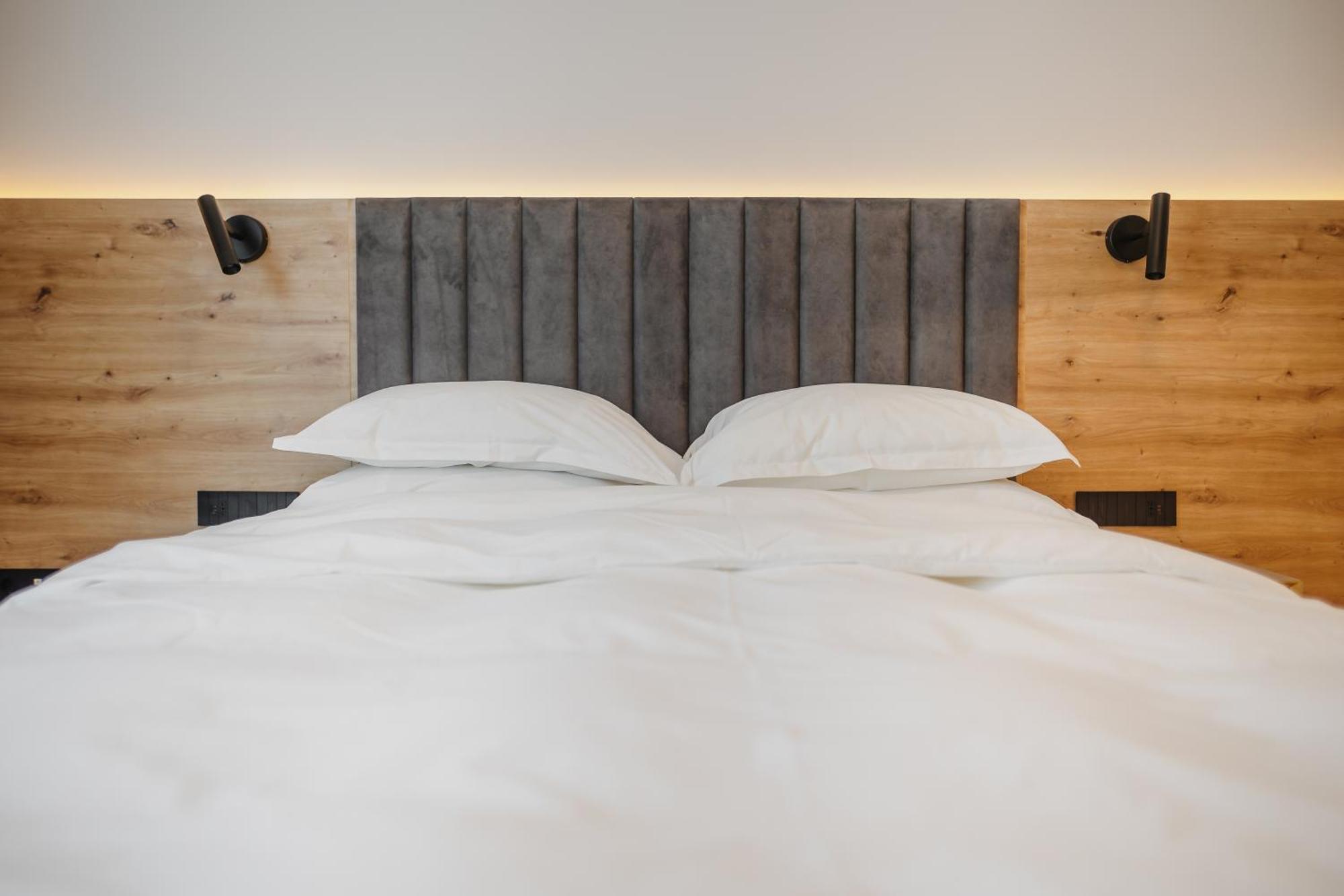 Bloom Downtown Suites Cluj-Napoca Eksteriør bilde