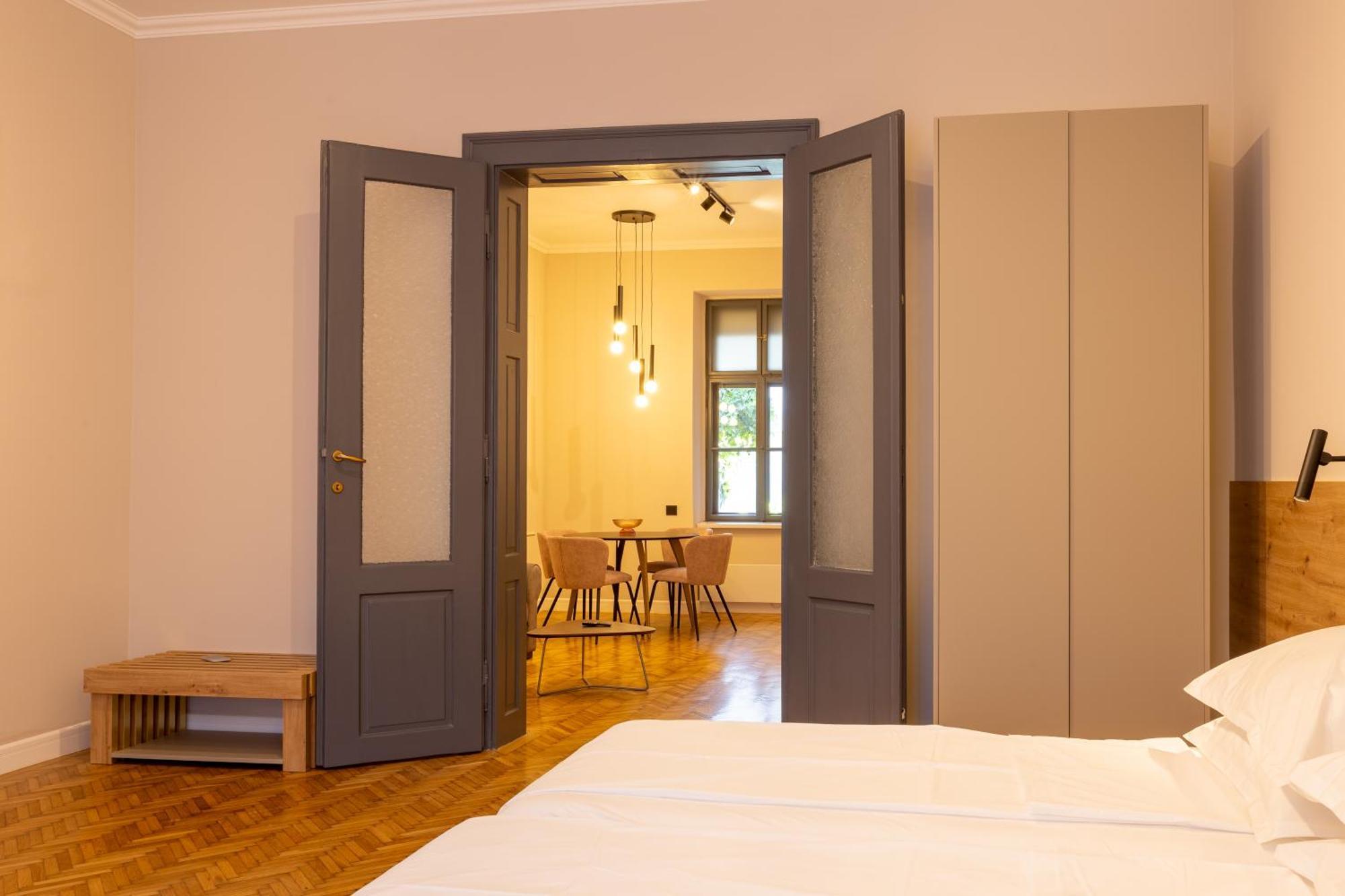 Bloom Downtown Suites Cluj-Napoca Eksteriør bilde