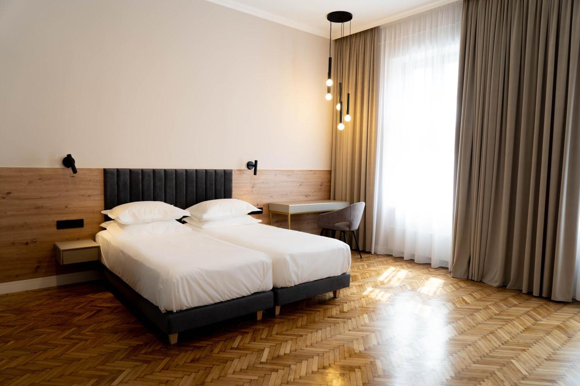 Bloom Downtown Suites Cluj-Napoca Eksteriør bilde