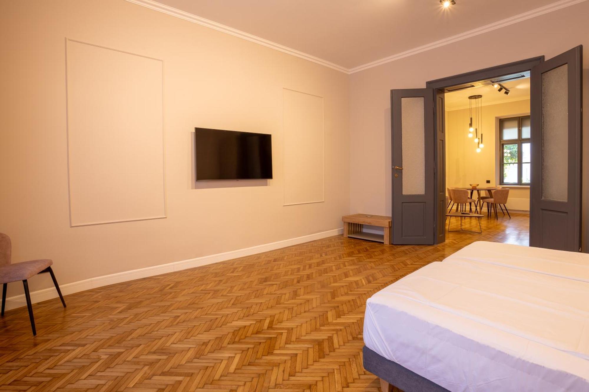 Bloom Downtown Suites Cluj-Napoca Eksteriør bilde