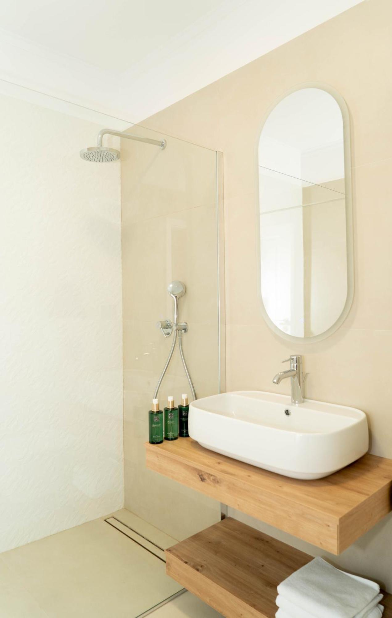 Bloom Downtown Suites Cluj-Napoca Eksteriør bilde